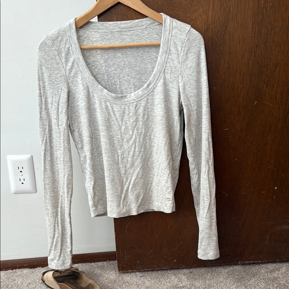 Gray Long Sleeve Women's Top